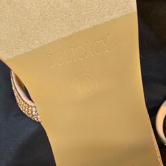 BRAND NEW DELICACY RHINESTONE DIAMOND CHUNKY HEEL PLATFORM SANDAL - Picture 15 of 15